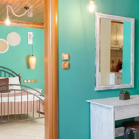 Ioanna Apartment Potos